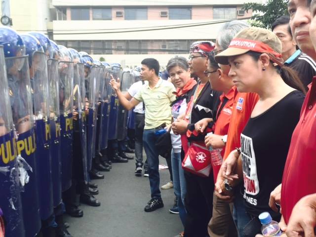 mo APEC1.jpg