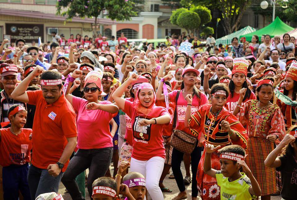 Davao.4 Lumad group dancing (kilab) shared by Bai Ali Indayla